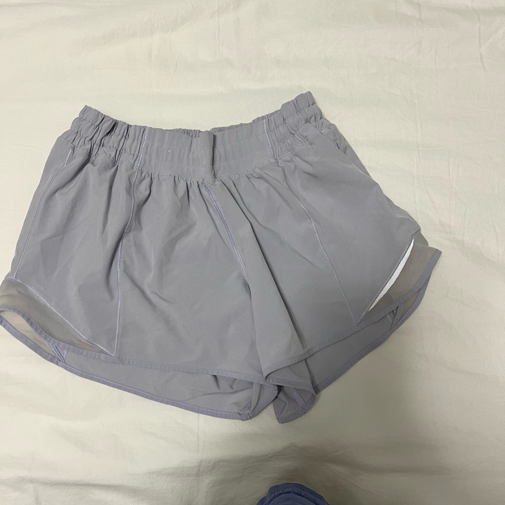 Lululemon shorts size 6